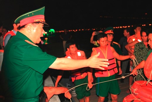 Thực hiện nghiêm chỉ đạo của Thủ tướng về vụ chìm tàu - ảnh 1